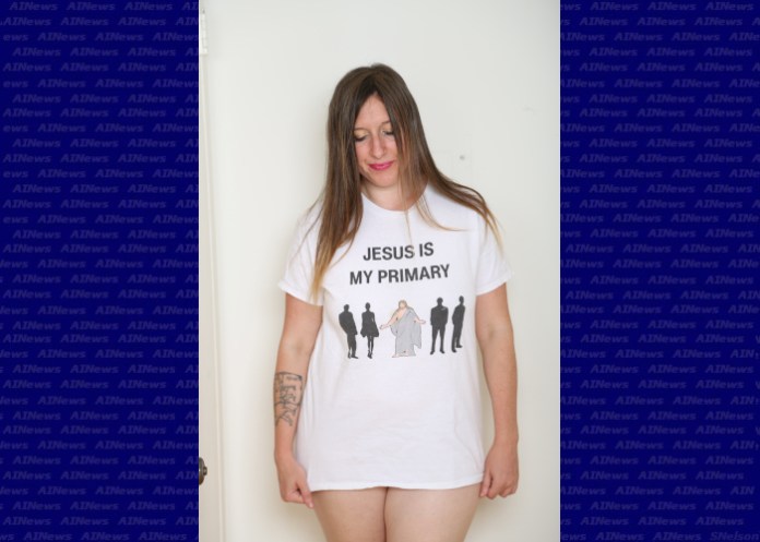 Suzannah-Weiss-Reconciles-Sexuality-With-Spirituality-in-La-Voix-du-X-QA-qb81_loJesusIsMyPrimaryFave2-Blue