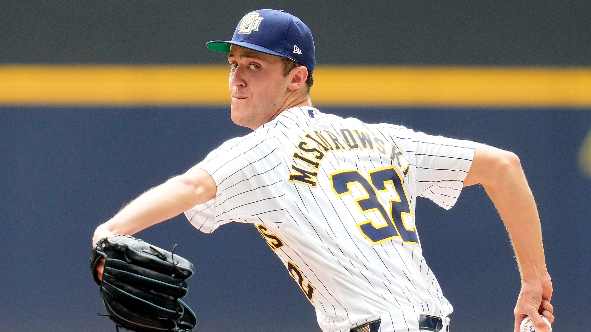 brewers_the-miz_mlb_odds_horizontal