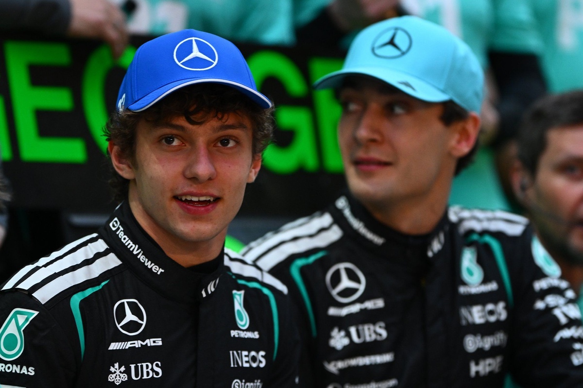 george-russell-mercedes-andrea-1