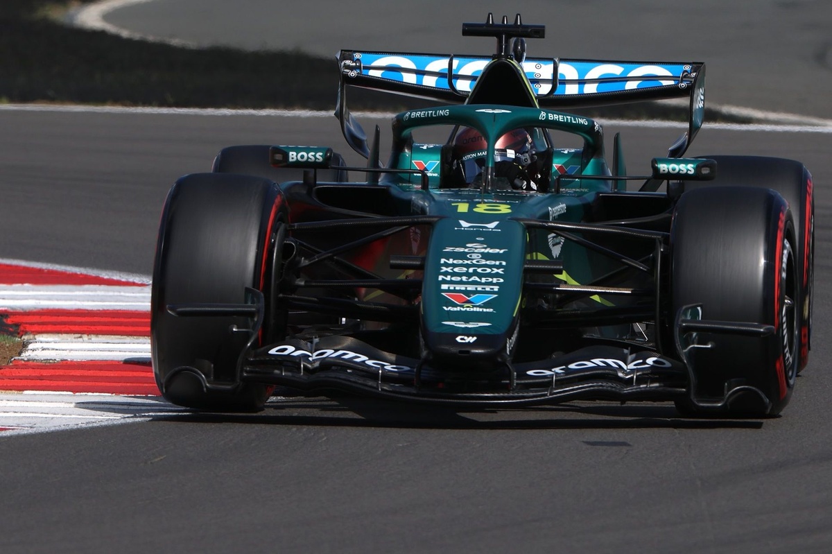 lance-stroll-aston-martin-raci