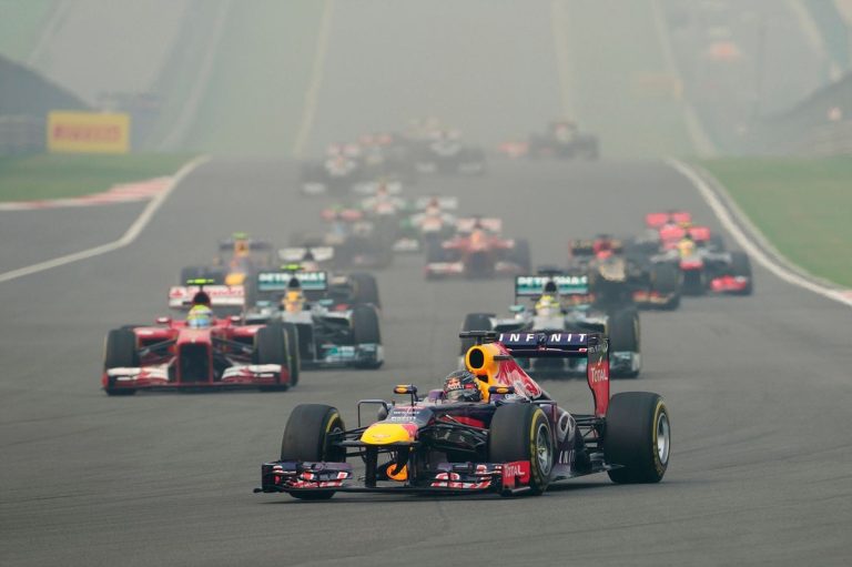 sebastian-vettel-red-bull-raci