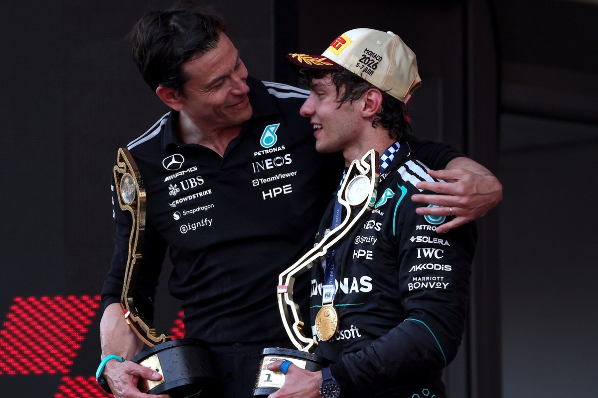 andrea-kimi-antonelli-mercedes-3