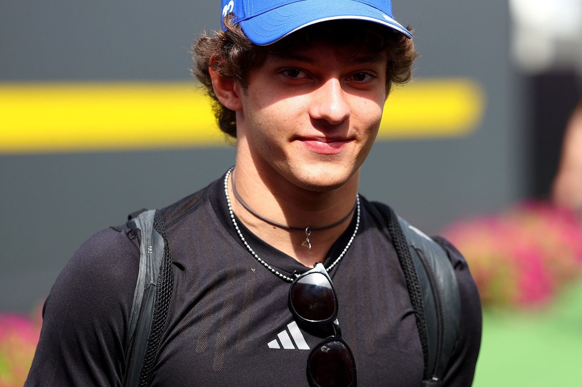 andrea-kimi-antonelli-mercedes-5