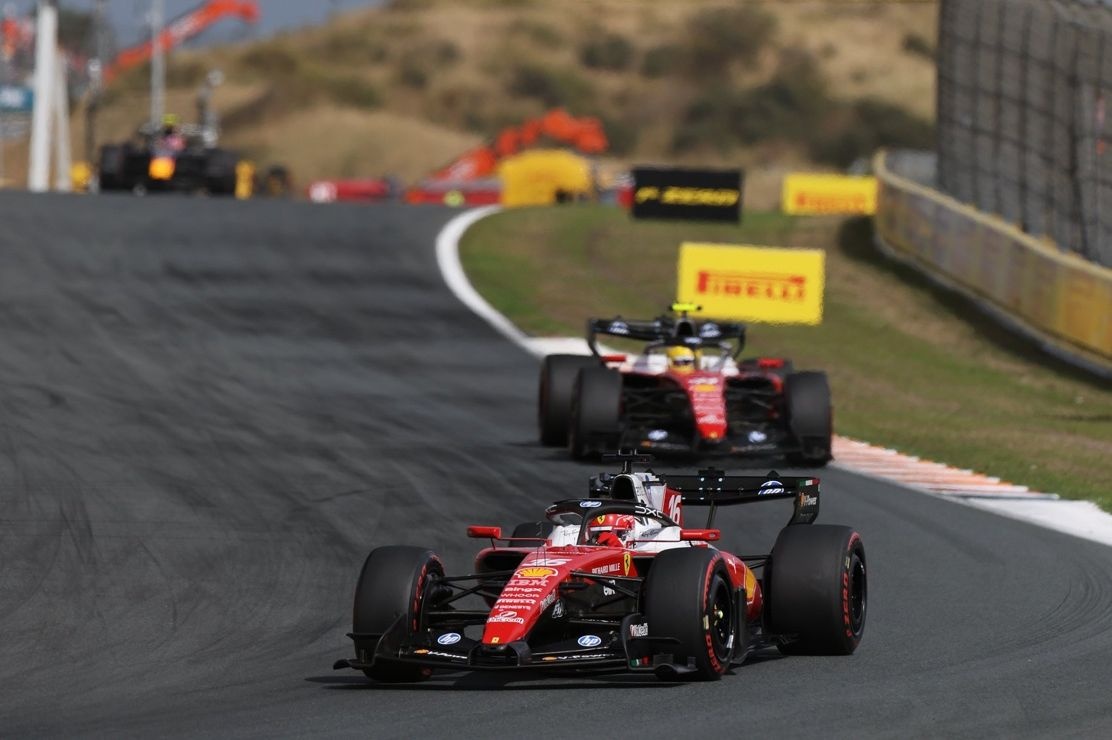 charles-leclerc-ferrari-lewis-2-1