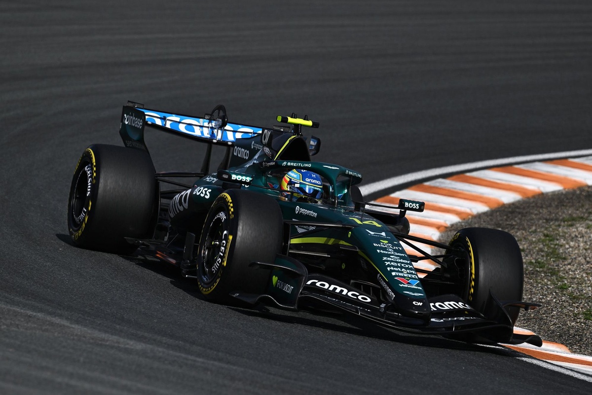 fernando-alonso-aston-martin-r-7