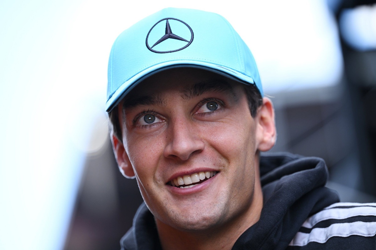 george-russell-mercedes-3