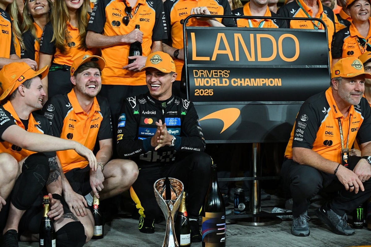 lando-norris-mclaren-20