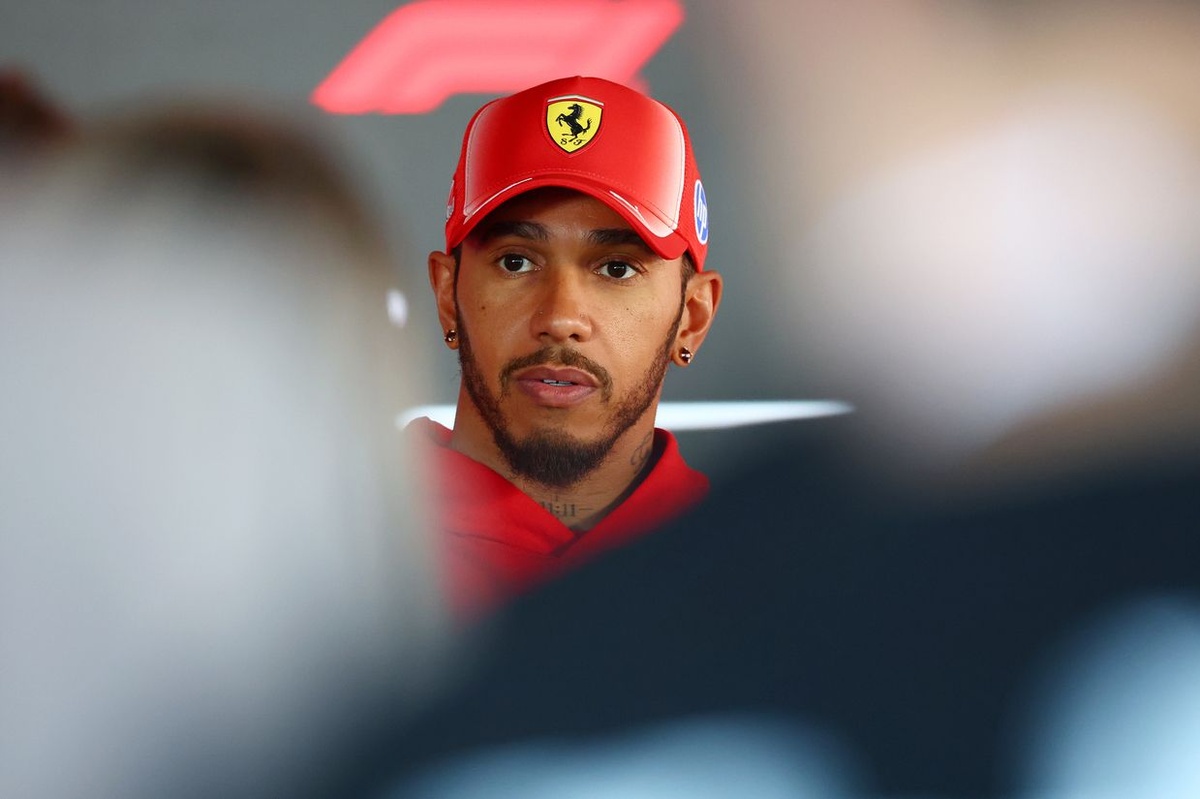 lewis-hamilton-ferrari-2