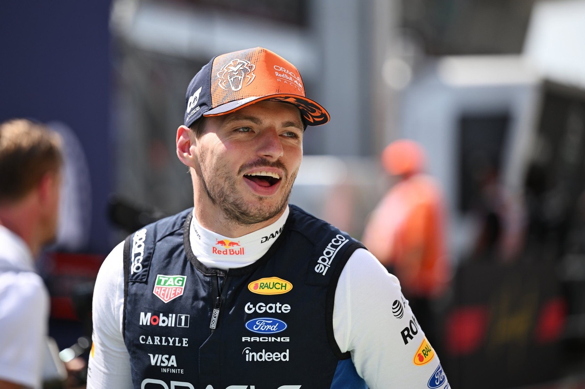 max-verstappen-red-bull-racing-10