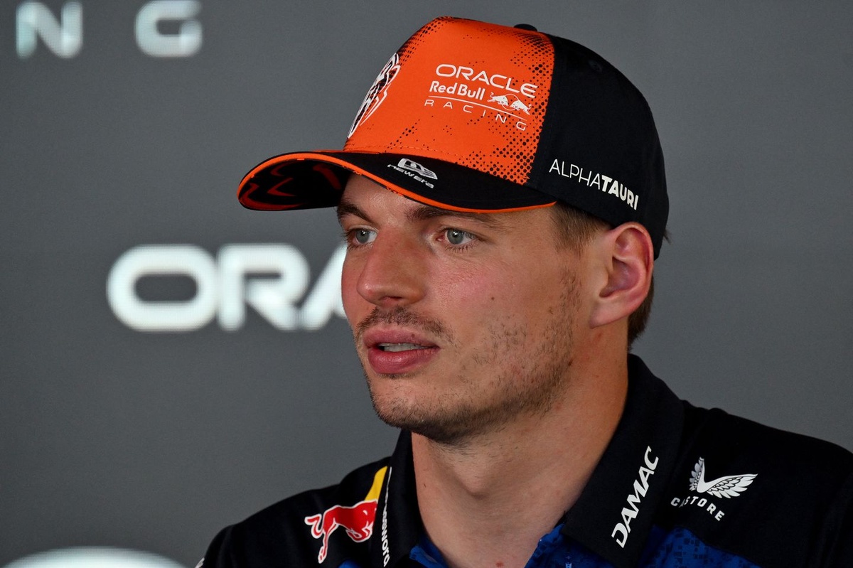 max-verstappen-red-bull-racing-16