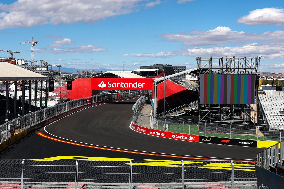 a-scenic-view-of-the-circuit-i