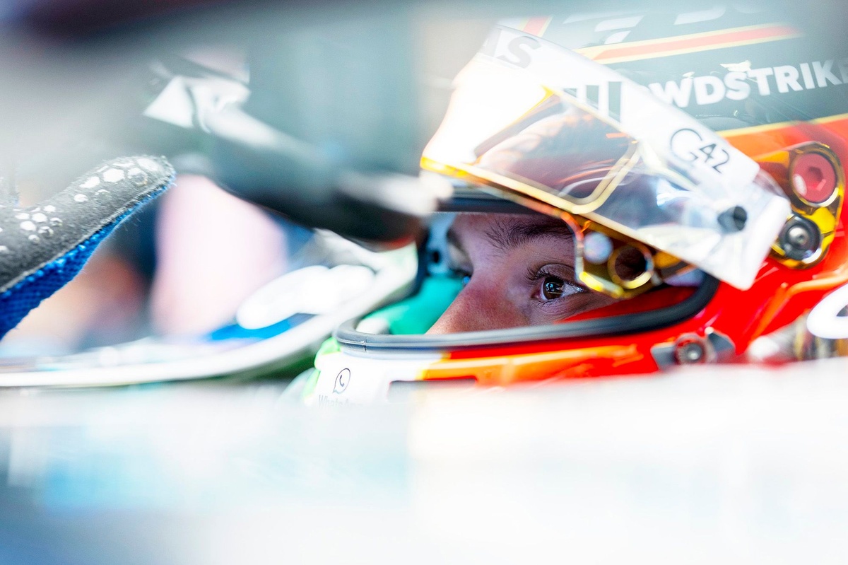 andrea-kimi-antonelli-mercedes-17