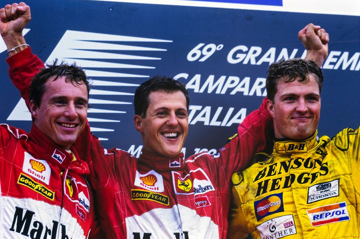 eddie-irvine-2nd-position-mich
