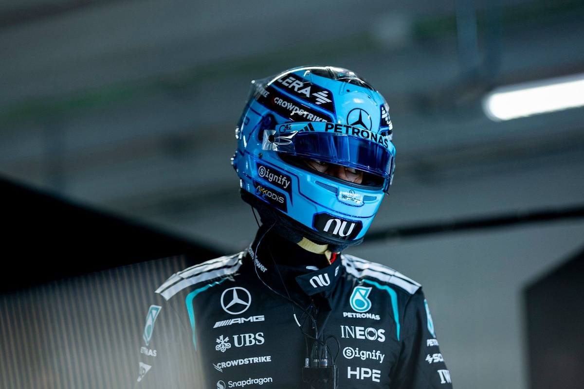 george-russell-mercedes-11