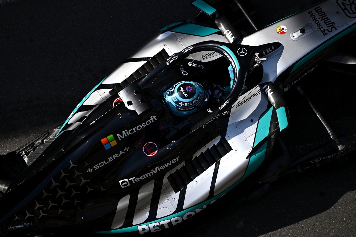 george-russell-mercedes-16-1