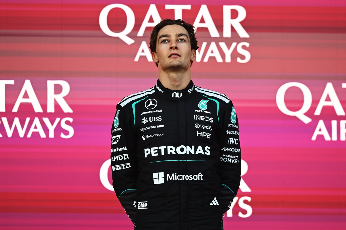 george-russell-mercedes-16-7