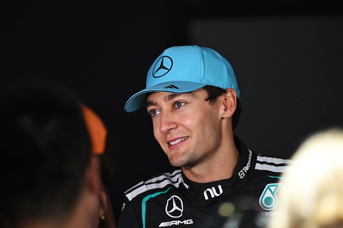 george-russell-mercedes-7