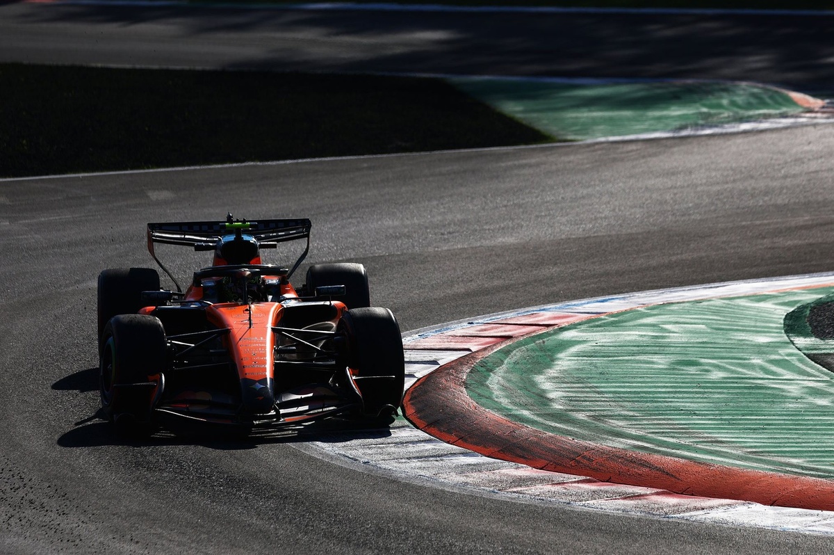 lando-norris-mclaren-2