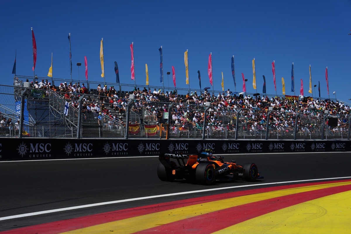 lando-norris-mclaren-3-1
