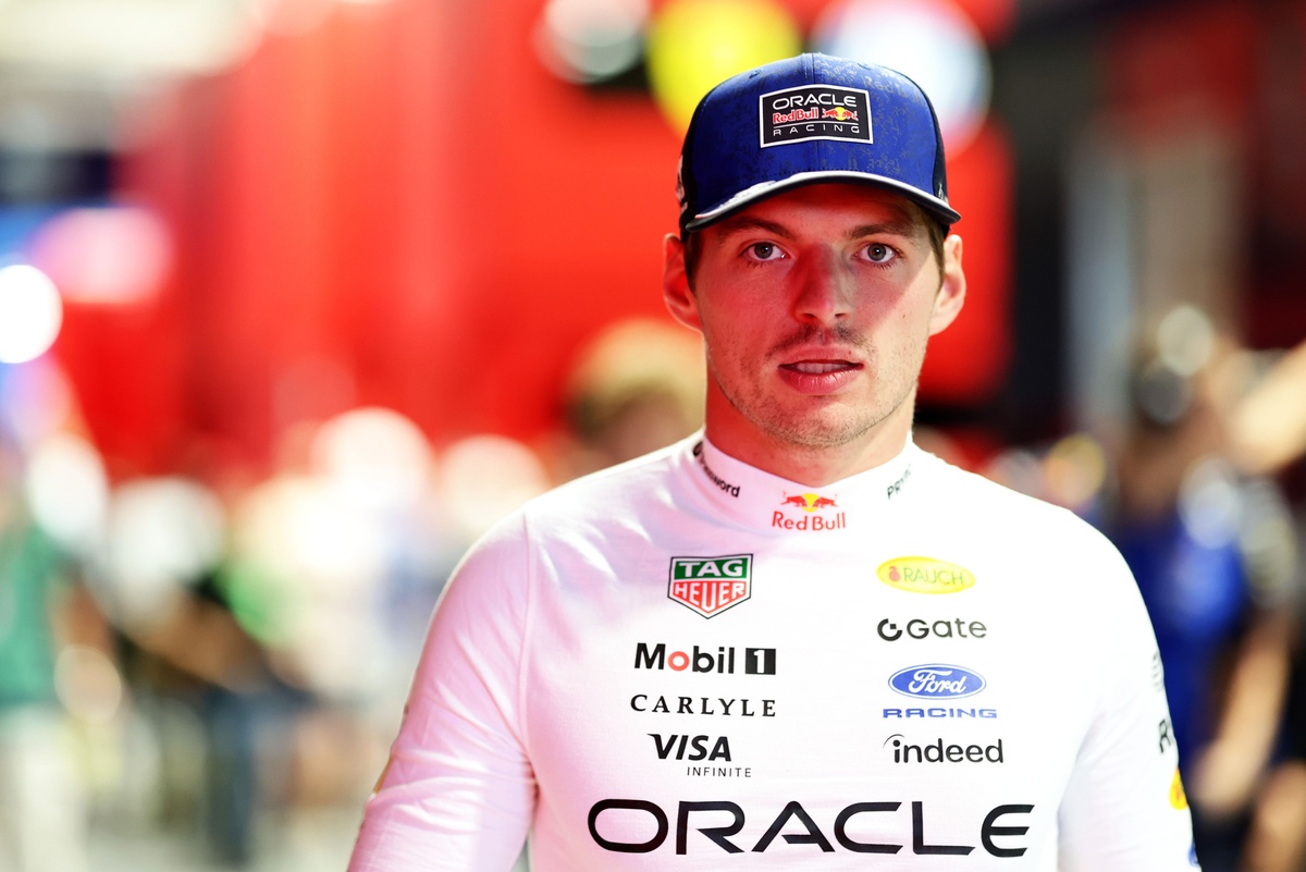 max-verstappen-red-bull-racing-10