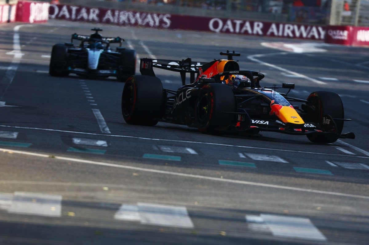 max-verstappen-red-bull-racing-19-1790604973
