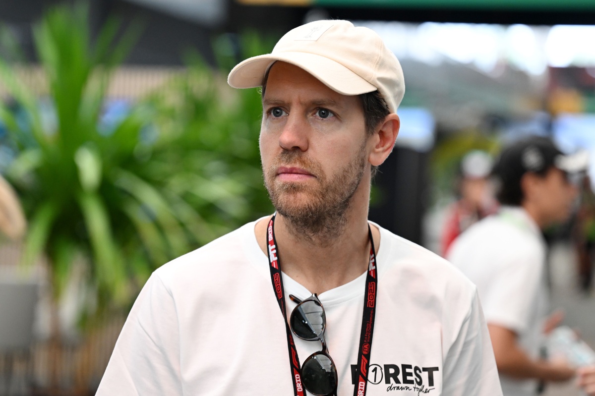 sebastian-vettel-arrives-in-th