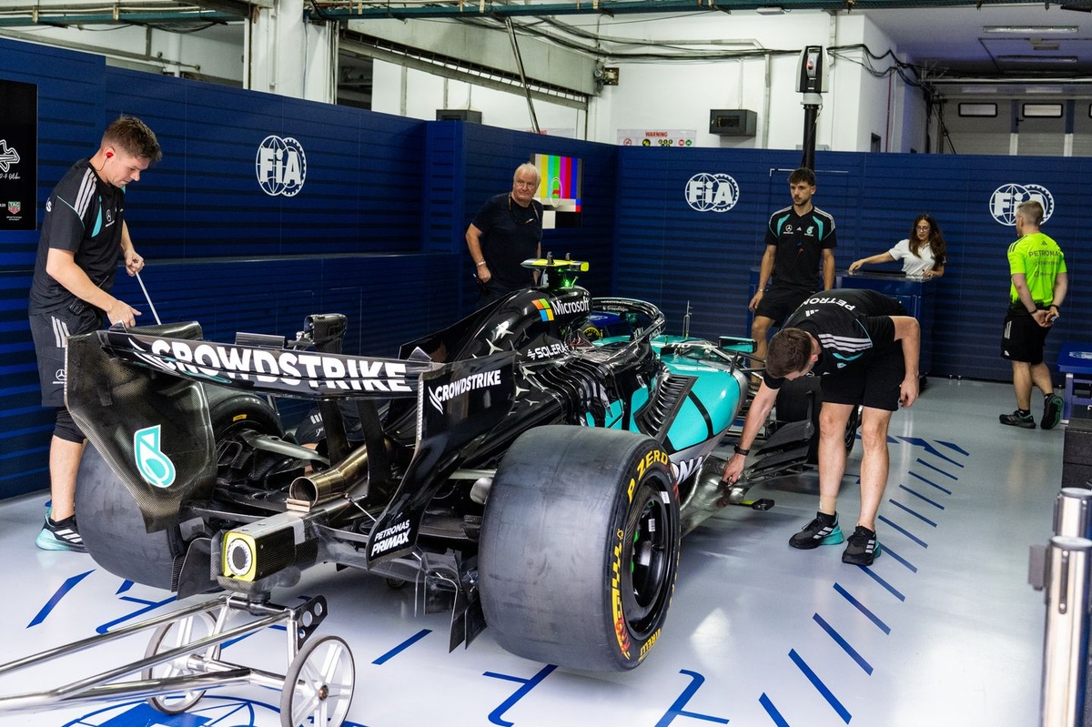 andrea-kimi-antonelli-mercedes-1