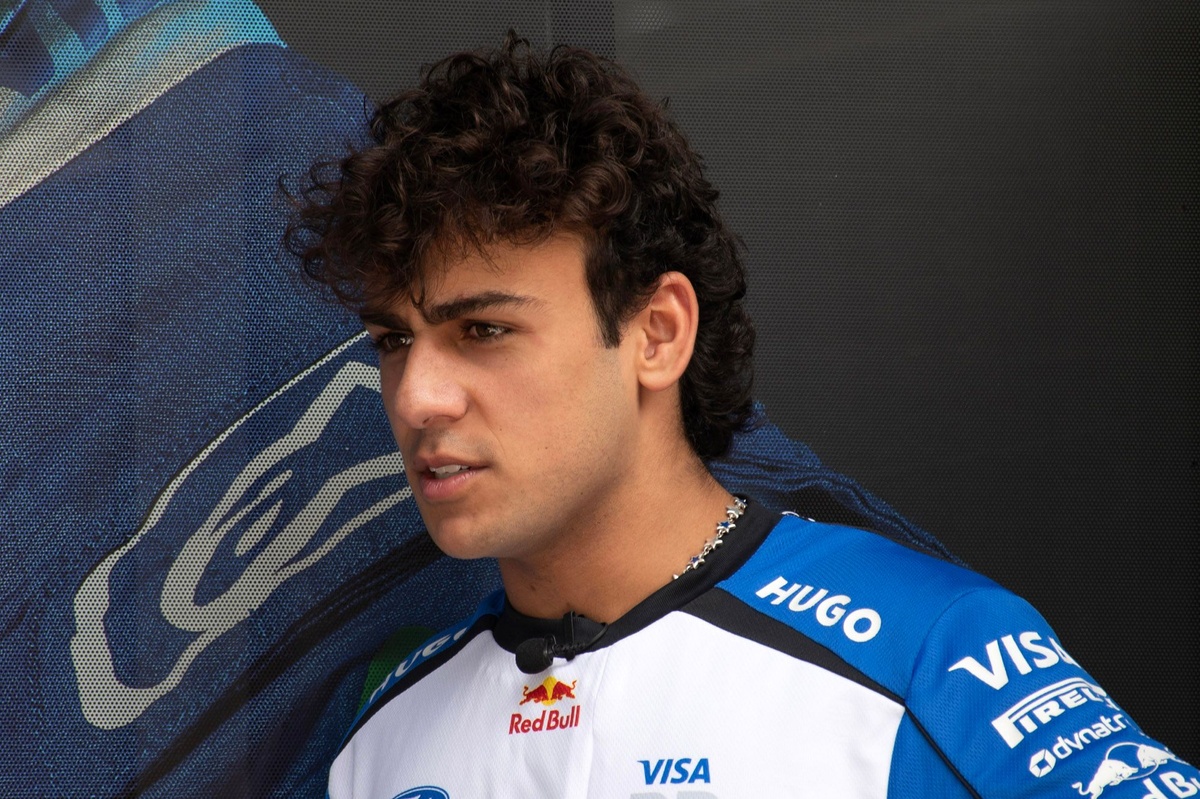 arvid-lindblad-racing-bulls