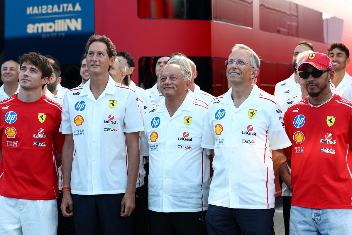 charles-leclerc-ferrari-lewis-