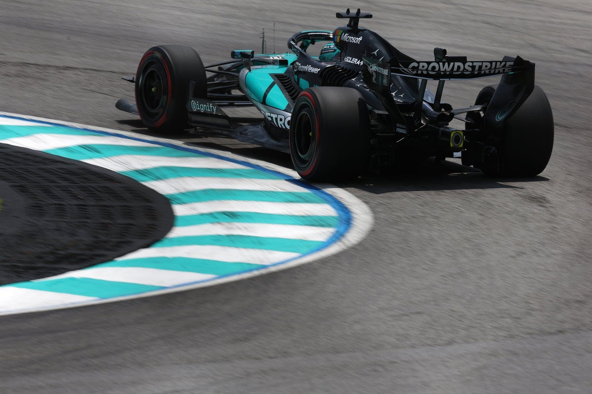 george-russell-mercedes-1