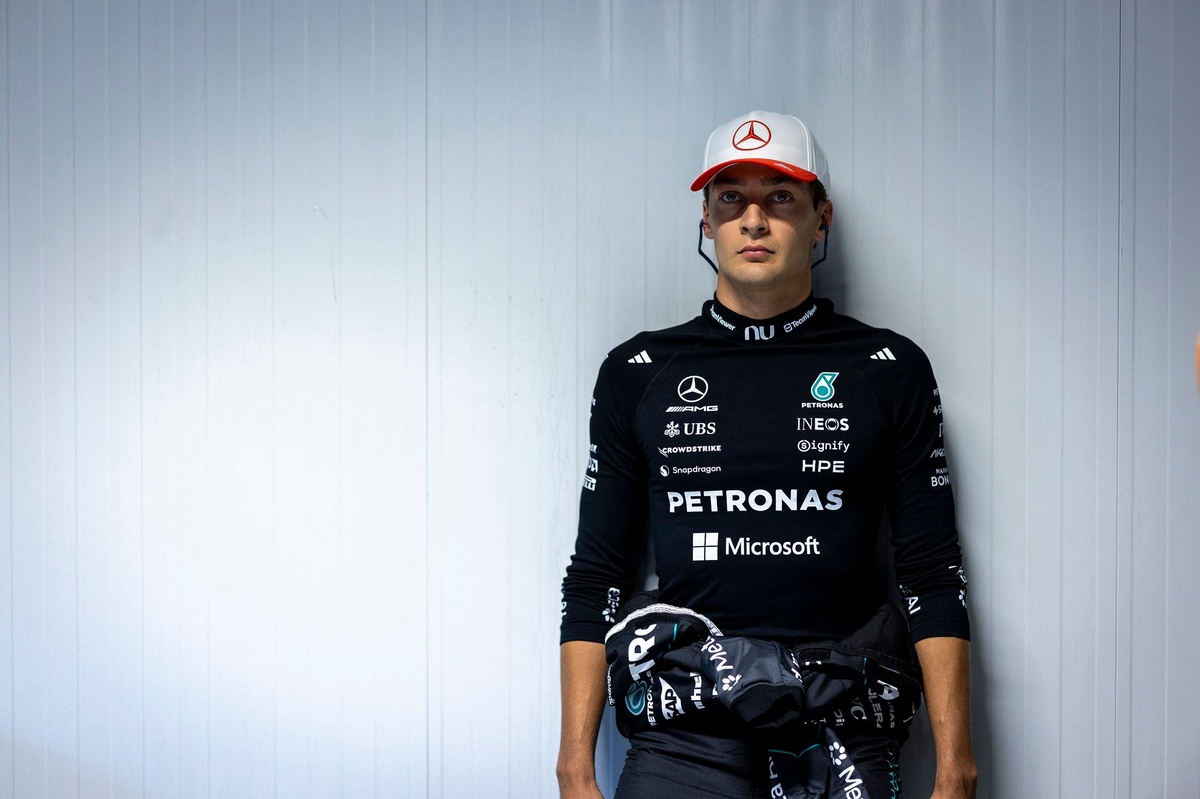 george-russell-mercedes-2-1