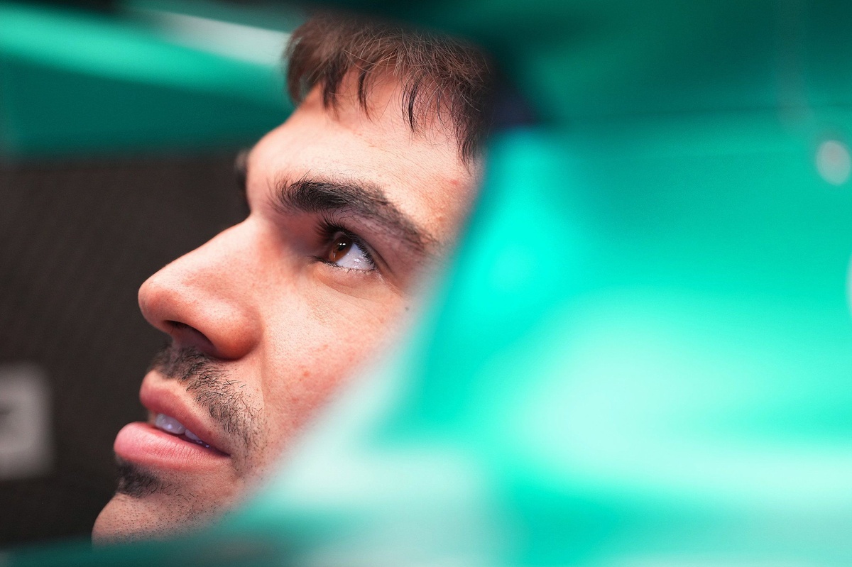 lance-stroll-aston-martin-raci